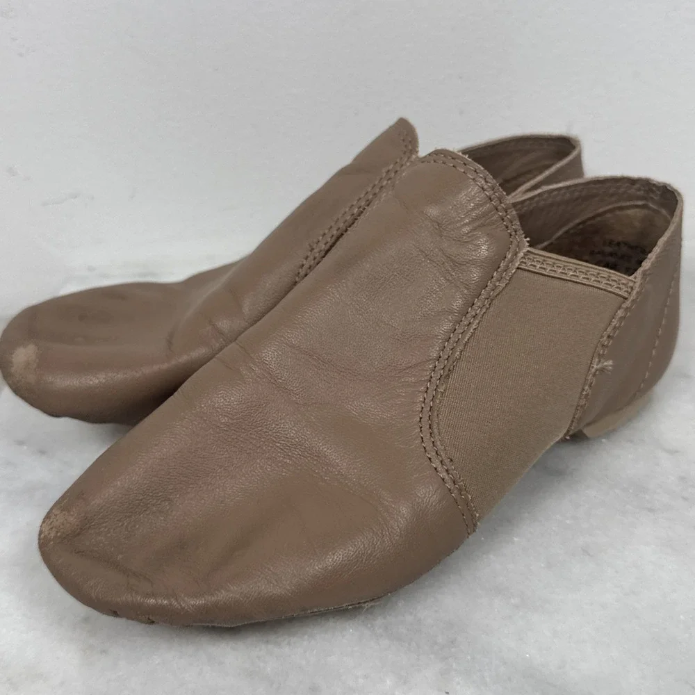 Capezio Children's E-Series Slip-On Jazz Shoes Caramel Size 65 6.1/2 Youth Dance